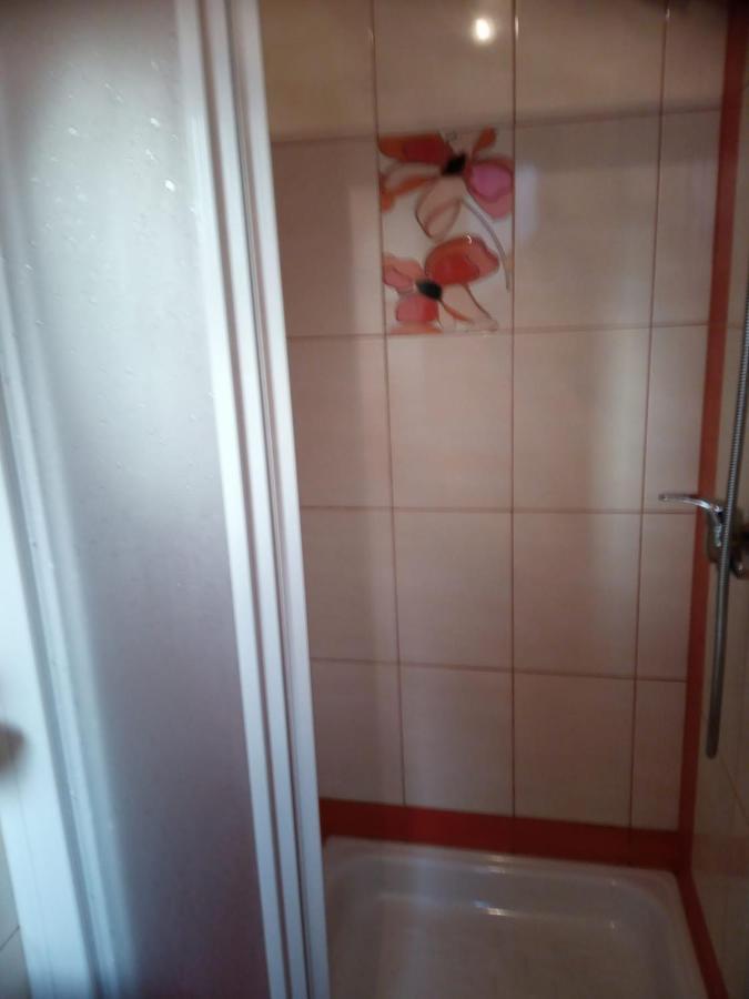 Pokoje Goscinne Tomasz Miedzywodzie Bagian luar foto