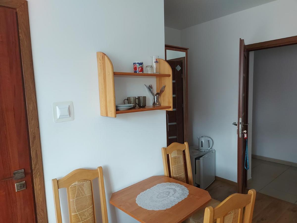 Pokoje Goscinne Tomasz Miedzywodzie Bagian luar foto