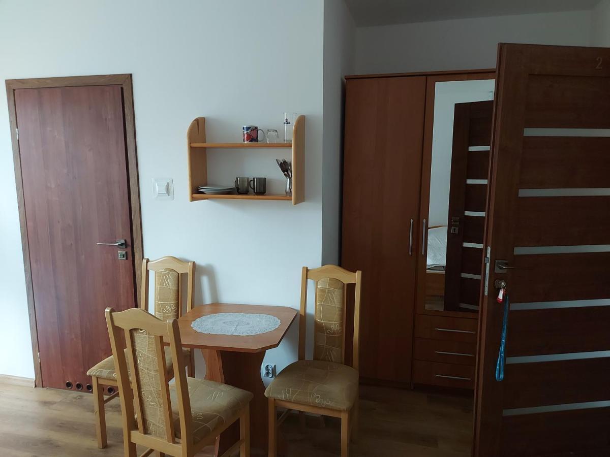 Pokoje Goscinne Tomasz Miedzywodzie Bagian luar foto